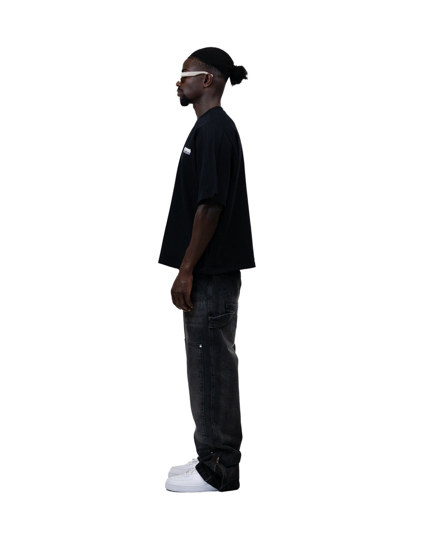 "ART & DESIGN ATELIER" TEE BLACK - theonesclo