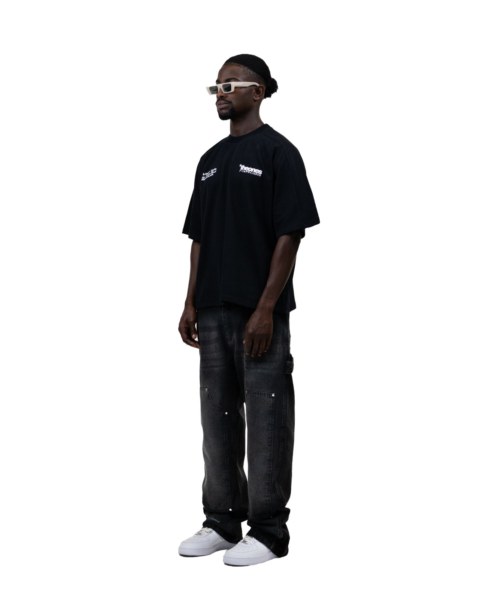 "ART & DESIGN ATELIER" TEE BLACK - theonesclo